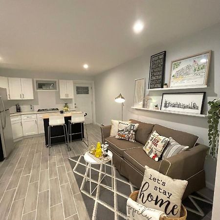 Modern Apartment With Parking & Quick Ride To Manhattan Нью-Йорк Экстерьер фото