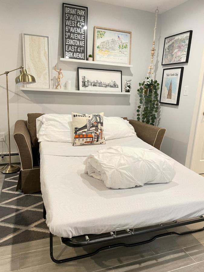 Modern Apartment With Parking & Quick Ride To Manhattan Нью-Йорк Экстерьер фото
