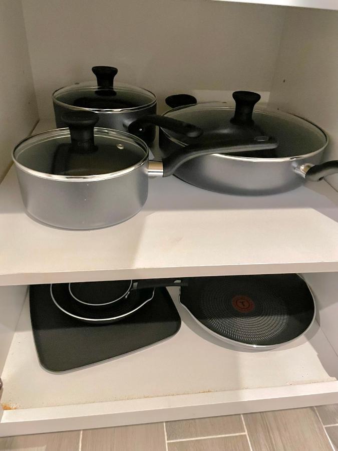 Modern Apartment With Parking & Quick Ride To Manhattan Нью-Йорк Экстерьер фото