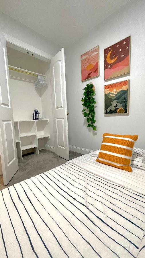Modern Apartment With Parking & Quick Ride To Manhattan Нью-Йорк Экстерьер фото