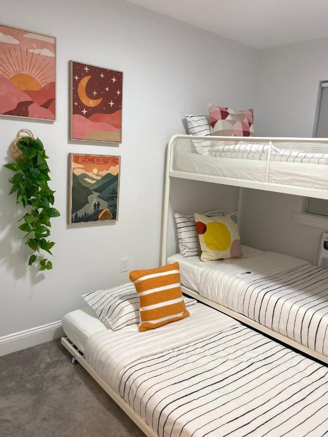 Modern Apartment With Parking & Quick Ride To Manhattan Нью-Йорк Экстерьер фото