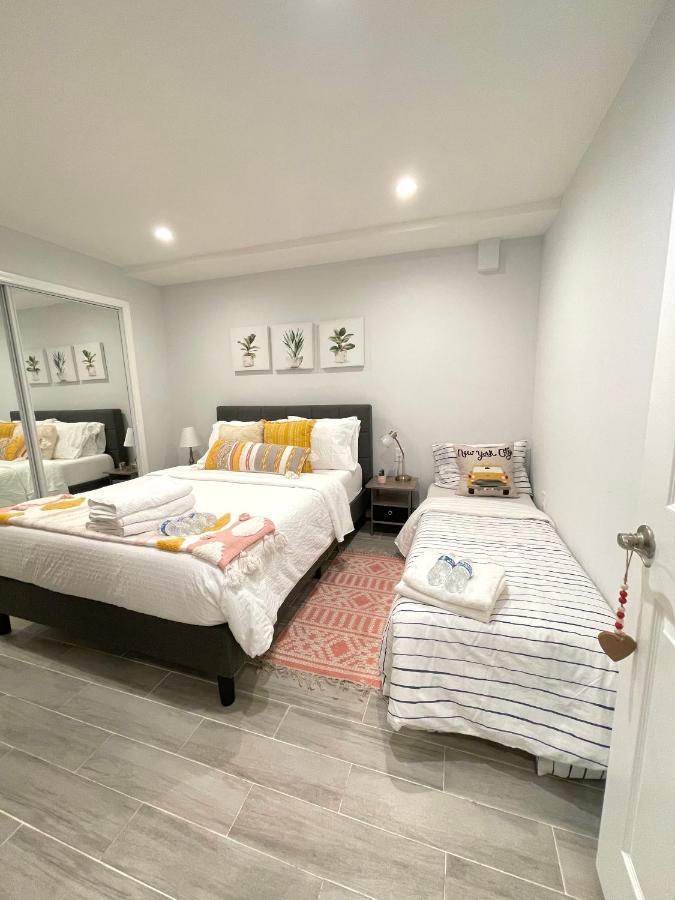 Modern Apartment With Parking & Quick Ride To Manhattan Нью-Йорк Экстерьер фото
